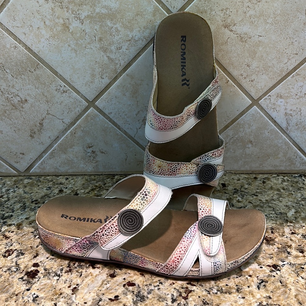 Romika Fidsci 22 slide wedge sandals size 38 US 7 - 7.5